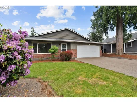 702 Brighton Avenue Oregon City OR 97045