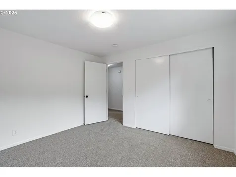 702 Brighton Avenue Oregon City OR 97045