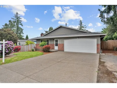 702 Brighton Avenue Oregon City OR 97045