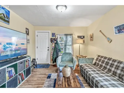 268 25th Avenue Longview WA 98632
