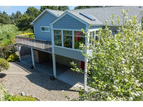 3956 Beach Loop Drive SW Bandon OR 97411