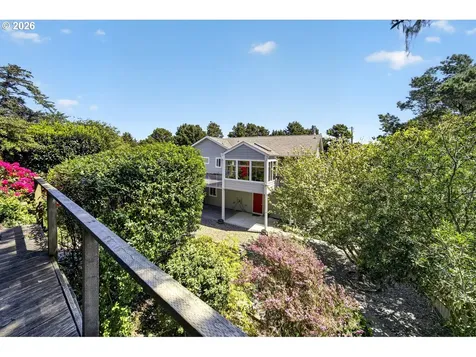 3956 Beach Loop Drive SW Bandon OR 97411