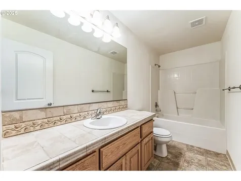 8605 NE 30th Street Vancouver WA 98662