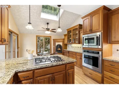 1900 Sunburst Terrace West Linn OR 97068