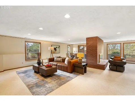 1900 Sunburst Terrace West Linn OR 97068