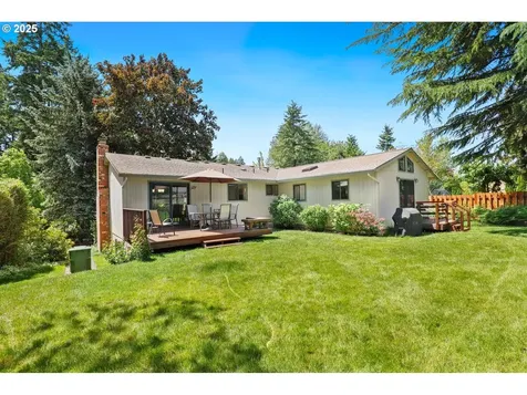 10465 SW Paulina Drive Tualatin OR 97062