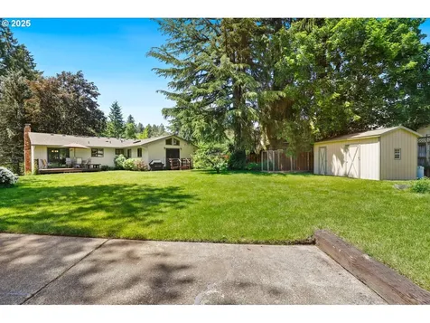 10465 SW Paulina Drive Tualatin OR 97062