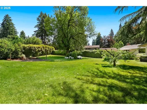 10465 SW Paulina Drive Tualatin OR 97062