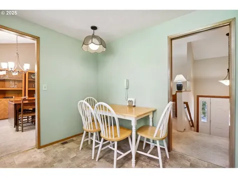 10465 SW Paulina Drive Tualatin OR 97062