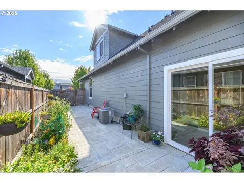 3521 NE Jacob Street Mcminnville OR 97128