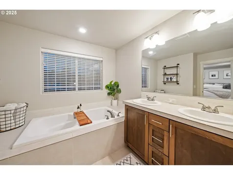 14224 SW 169th Avenue Portland OR 97224