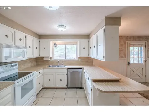 1485 Highland Drive Stayton OR 97383