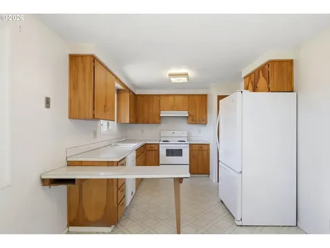 2070 Don Juan Avenue Eugene OR 97408
