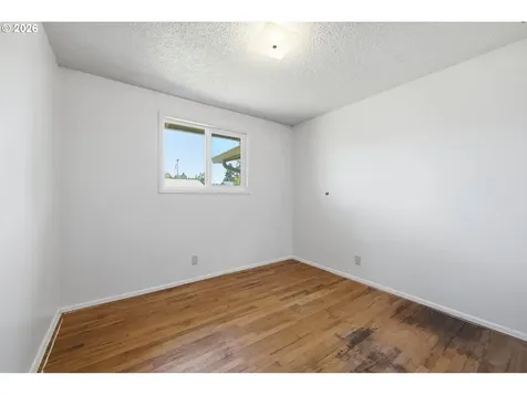 2070 Don Juan Avenue Eugene OR 97408