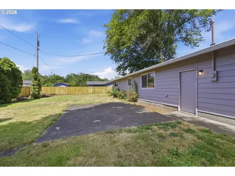 2070 Don Juan Avenue Eugene OR 97408