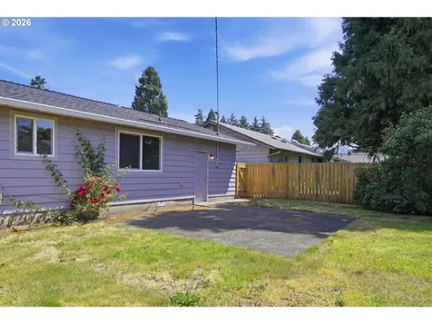 2070 Don Juan Avenue Eugene OR 97408