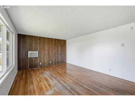 2070 Don Juan Avenue Eugene OR 97408