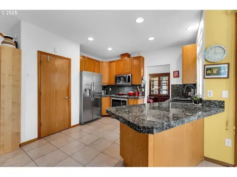 1809 SE 186th Place Vancouver WA 98683