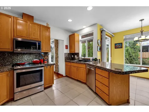 1809 SE 186th Place Vancouver WA 98683