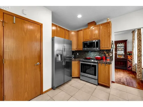 1809 SE 186th Place Vancouver WA 98683