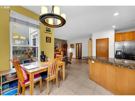 1809 SE 186th Place Vancouver WA 98683