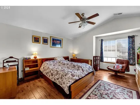 1809 SE 186th Place Vancouver WA 98683