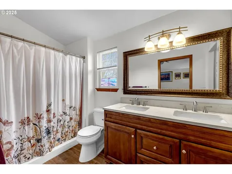 1809 SE 186th Place Vancouver WA 98683