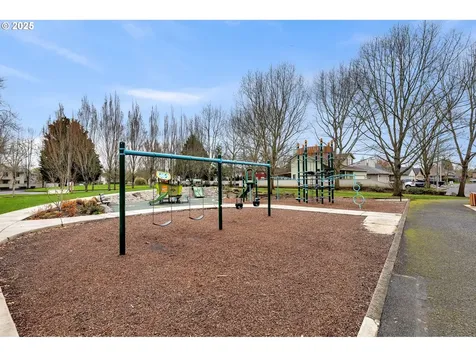 1809 SE 186th Place Vancouver WA 98683