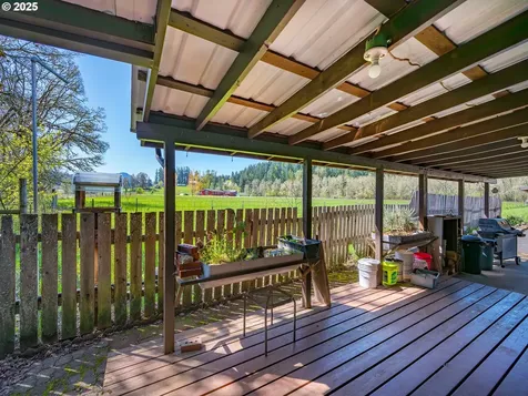 40040 Place Road Fall Creek OR 97438