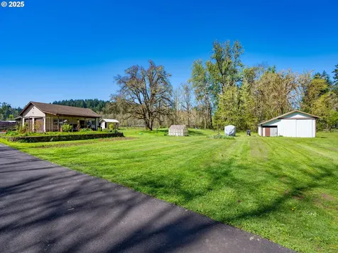 40040 Place Road Fall Creek OR 97438