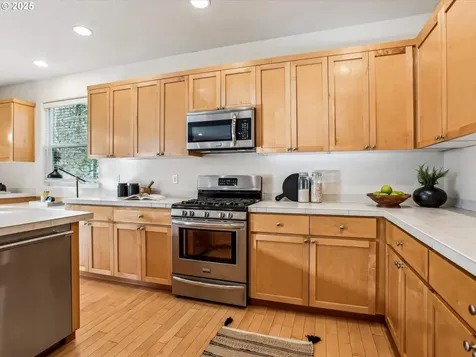 9135 SW Graphite Terrace Beaverton OR 97007