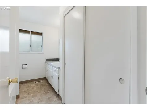 10700 NE 46th Street Vancouver WA 98682