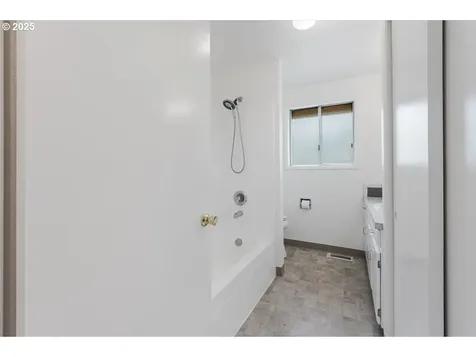 10700 NE 46th Street Vancouver WA 98682