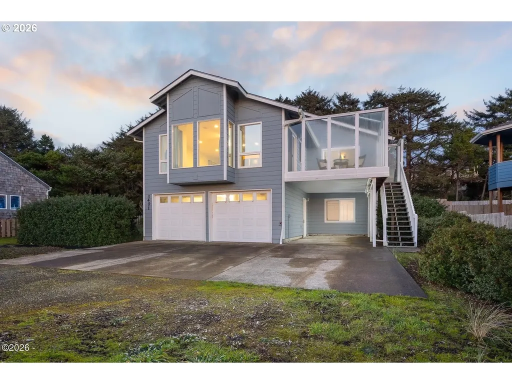3401 NW Hidden Lake Drive Waldport OR 97394