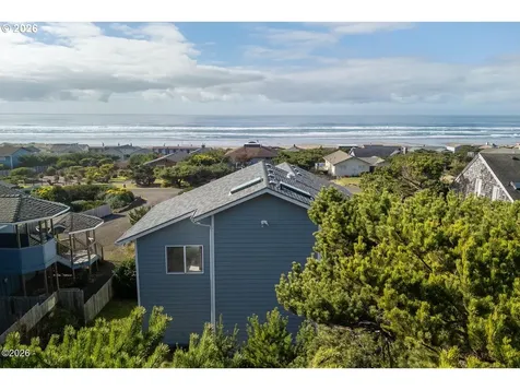 3401 NW Hidden Lake Drive Waldport OR 97394