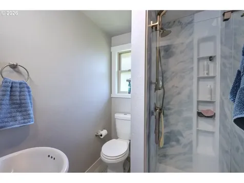 42186 Bagley Lane Astoria OR 97103