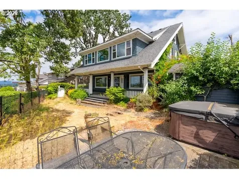 909 Center Street Oregon City OR 97045