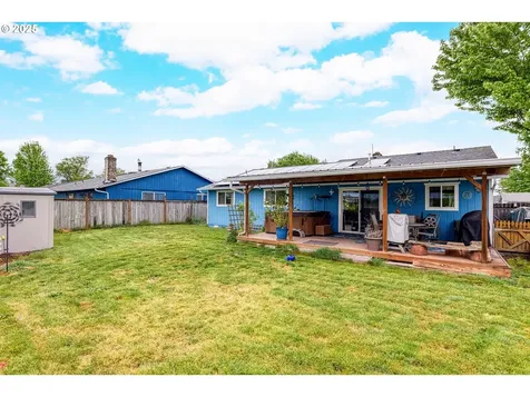 929 Chickadee Court NE Salem OR 97301