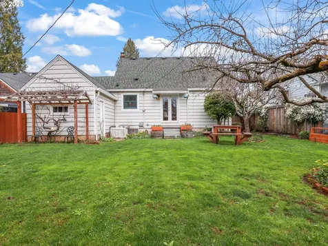 123 W 30th Street Vancouver WA 98660