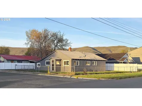 2475 9th Street Baker City OR 97814