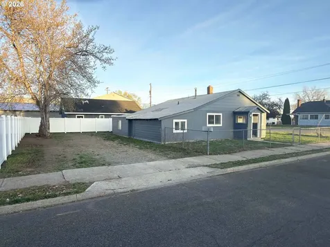 2475 9th Street Baker City OR 97814