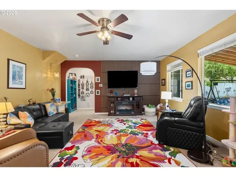 3802 North Myrtle Road Myrtle Creek OR 97457