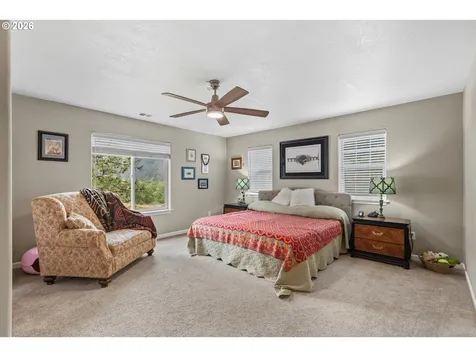 3802 North Myrtle Road Myrtle Creek OR 97457