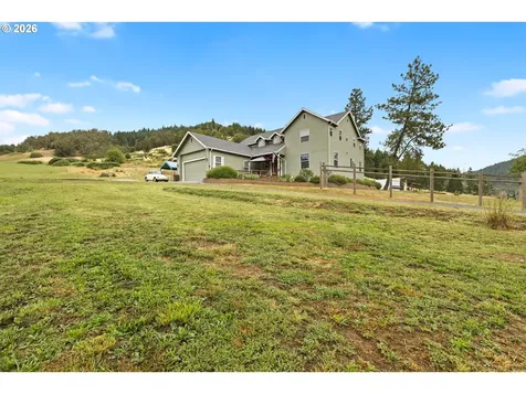 3802 North Myrtle Road Myrtle Creek OR 97457