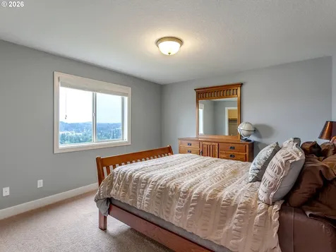 12674 SE Meadehill Avenue Happy Valley OR 97086