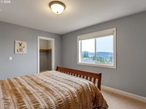 12674 SE Meadehill Avenue Happy Valley OR 97086