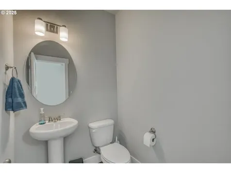1801 NE Gilbert Lane Estacada OR 97023