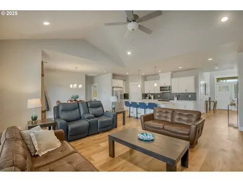 1801 NE Gilbert Lane Estacada OR 97023