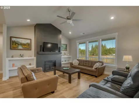 1801 NE Gilbert Lane Estacada OR 97023