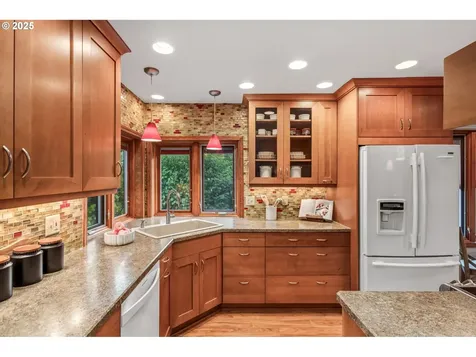 13890 SW 118th Court Portland OR 97223